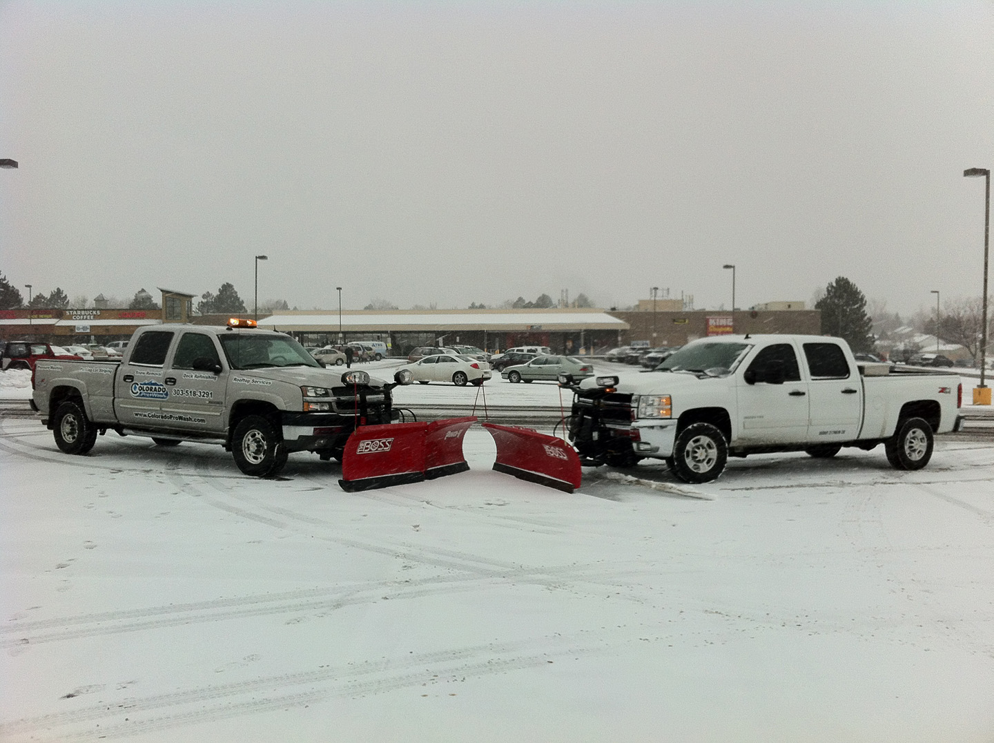snow-plowing-equipment-01-2020